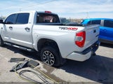 TOYOTA TUNDRA SR5 5.7L V8 5TFDW5F17HX603298 fotografie