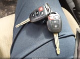 TOYOTA COROLLA LE 2T1BURHE5KC225668 снимка