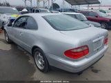 MERCEDES-BENZ CLK 320 WDBLJ65GXXF101281 fotografie