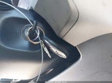 TOYOTA SIENNA LE V6 5TDKK3DC9BS100414 снимка