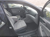 HYUNDAI TUCSON SEL KM8J33A42JU786873 снимка
