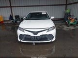 TOYOTA CAMRY LE JTNB11HK1J3002742 photo