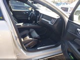 VOLVO S60 T6 R-DESIGN 7JRA22TM3MG102383 снимка