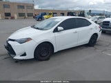 TOYOTA COROLLA LE 5YFBURHE2HP678669 снимка