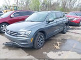 VOLKSWAGEN TIGUAN 2.0T SE/2.0T SEL/2.0T SEL R-LINE/2.0T SEL R-LINE BLACK 3VV2B7AX7KM136831 photo