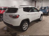 JEEP COMPASS LATITUDE 4X4 3C4NJDBN0RT117984 снимка