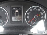 VOLKSWAGEN TIGUAN S WVGAV7AXXFW587156 photo