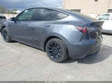 TESLA MODEL Y LONG RANGE DUAL MOTOR ALL-WHEEL DRIVE 7SAYGDEE9NF557382 снимка