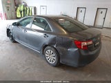 TOYOTA CAMRY LE 4T4BF1FK0DR320523 снимка