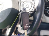 TOYOTA COROLLA SE JTDS4RCE4LJ002826 снимка