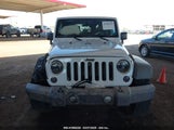 JEEP WRANGLER SPORT 1C4AJWAG1CL175909 снимка