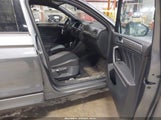 VOLKSWAGEN TIGUAN 2.0T SE R-LINE BLACK 3VV8B7AX9NM103988 fotografie