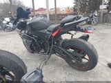 SUZUKI GSX-R1000 JS1DM11F0K7100053 снимка