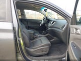 HYUNDAI TUCSON LIMITED KM8J3CA24JU616240 снимка