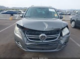 VOLKSWAGEN TIGUAN WOLFSBURG EDITION WVGBV7AX8AW514428 fotografie