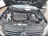 VOLKSWAGEN PASSAT 2.0T R-LINE/2.0T S 1VWAA7A32JC052245 снимка