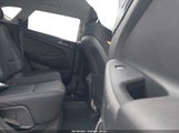 HYUNDAI TUCSON SEL KM8J33A43JU706920 снимка
