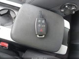 VOLVO C30 T5/T5 R-DESIGN YV1672MK1B2220696 photo