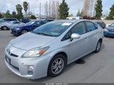 TOYOTA PRIUS THREE JTDKN3DU8B5301761 снимка