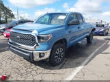 Toyota Tundra Sr5 5.7L V8 5TFCY5F1XKX024481 photo