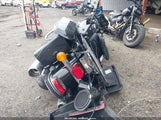 HARLEY-DAVIDSON FLHTK ELECTRA GLIDE ULTRA LTD 1HD1KEM11CB672381 снимка