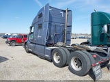 VOLVO VNL 4V4NC9EJ5LN265415 снимка