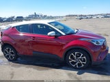 TOYOTA C-HR XLE PREMIUM JTNKHMBX5J1006497 photo