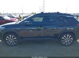 TOYOTA COROLLA CROSS XLE 7MUDAAAG3RV083617 снимка