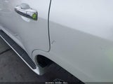 LEXUS LX 570 THREE-ROW JTJHY7AX6J4265951 снимка
