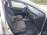 TOYOTA COROLLA LE 5YFBURHE6KP935436 снимка