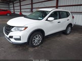 NISSAN ROGUE S JN8AT2MV1HW010658 снимка
