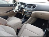 HYUNDAI TUCSON SE KM8J23A42HU508083 снимка