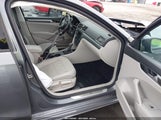 VOLKSWAGEN PASSAT 2.0T R-LINE/2.0T S 1VWAA7A37JC012145 photo