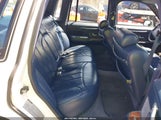 LINCOLN TOWN CAR SIGNATURE/TOURNAMENT 1LNLM82W9RY690746 photo