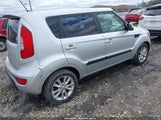 KIA SOUL + KNDJT2A62D7772927 снимка