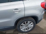 VOLKSWAGEN TIGUAN S/SE/SE W/LEATHER/SEL/WOLFSBURG WVGBV7AX2AW515073 снимка