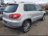 VOLKSWAGEN TIGUAN S/SE/SE W/LEATHER/SEL/WOLFSBURG WVGBV7AX2AW515073 fotografie