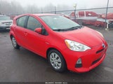 TOYOTA PRIUS C TWO JTDKDTB38D1551198 снимка