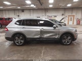 VOLKSWAGEN TIGUAN 2.0T SE/2.0T SE R-LINE BLACK/2.0T SEL 3VV2B7AX4LM092952 photo