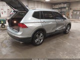 VOLKSWAGEN TIGUAN 2.0T SE/2.0T SE R-LINE BLACK/2.0T SEL 3VV2B7AX4LM092952 photo