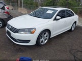 Volkswagen Passat 2.5L Se 1VWBP7A36EC018365 снимка