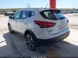 NISSAN ROGUE SPORT SL JN1BJ1CP8KW223426 photo