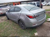 TOYOTA YARIS LE 3MYDLBYV1KY500070 снимка