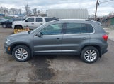 VOLKSWAGEN TIGUAN 2.0T WOLFSBURG EDITION WVGSV7AX0HK030528 снимка