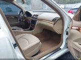 MERCEDES-BENZ E 350 4MATIC WDBUF87X79B415690 снимка