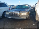 LINCOLN TOWN CAR SIGNATURE/TOURNAMENT 1LNLM82W9RY699141 снимка