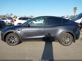 TESLA MODEL Y LONG RANGE DUAL MOTOR ALL-WHEEL DRIVE/RWD 7SAYGDED5RF103983 снимка