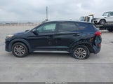 HYUNDAI TUCSON SEL KM8J33A45JU613123 снимка