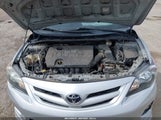 TOYOTA COROLLA S 2T1BU4EE5DC096194 fotografie