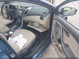 HYUNDAI ELANTRA SE 5NPDH4AE2FH635597 снимка